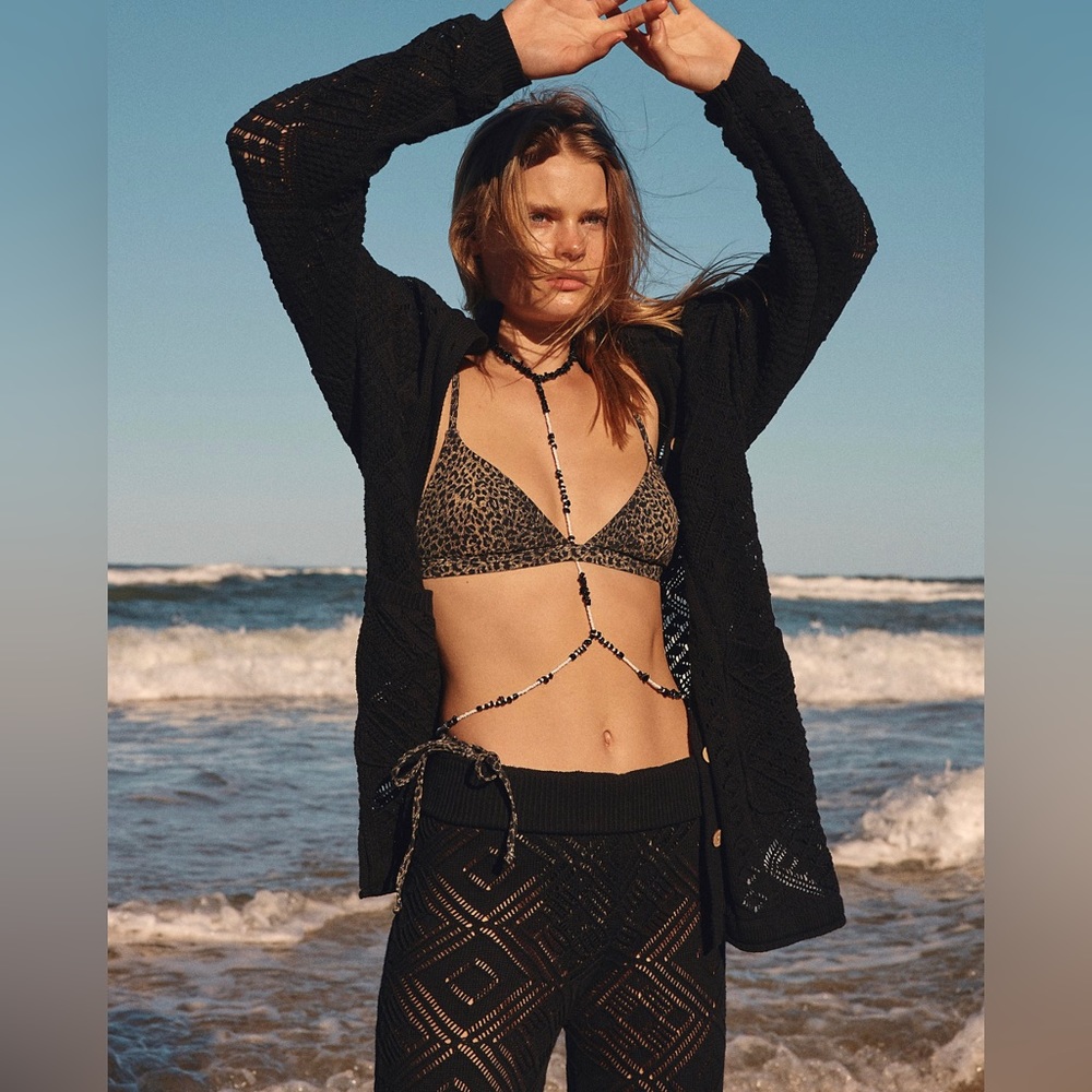 Free people fp beach Get away fauxchet sweater pants set Ladies size small Black